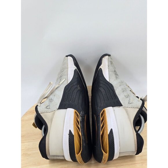 Nike Metcon 8 Training Shoes White Gold Suede  DO9328-100 Mens sz 12 main image 2